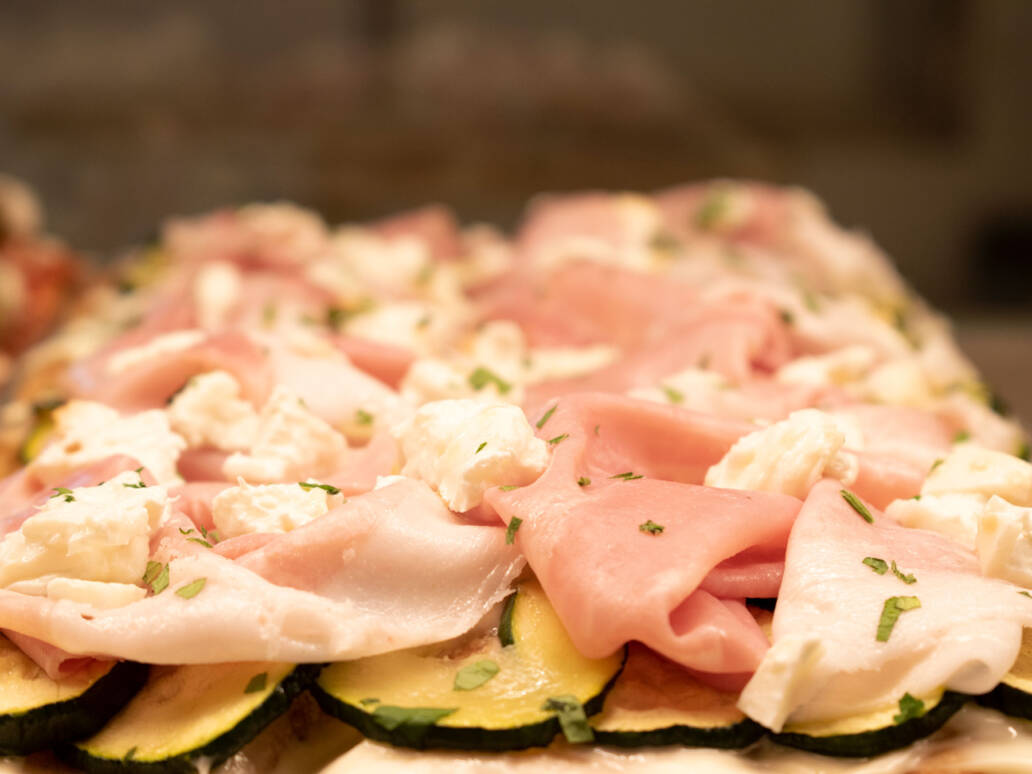 pizza crunch cotto, zucchine e burrata affumicata - Lievitamente
